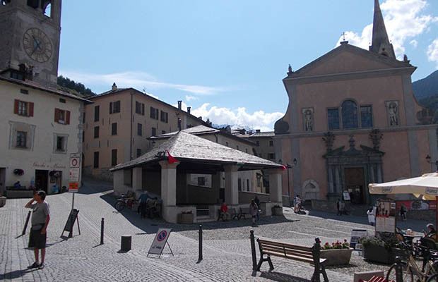 Piazza Cavour e il Kuerc - Bormio