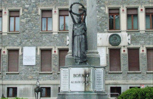 monumento caduti bormio